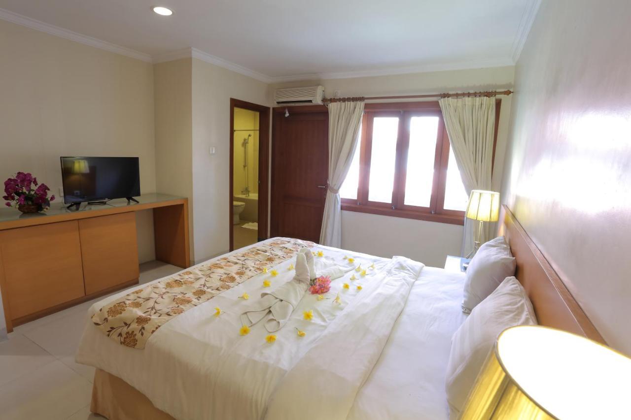 Country Heritage Hotel Surabaia Exterior foto